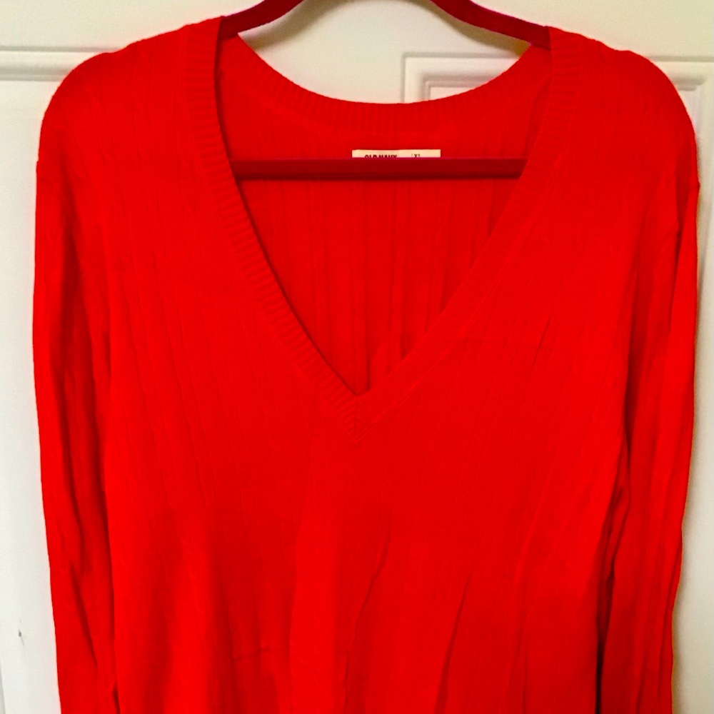 Old Navy Long-sleeve Sweater